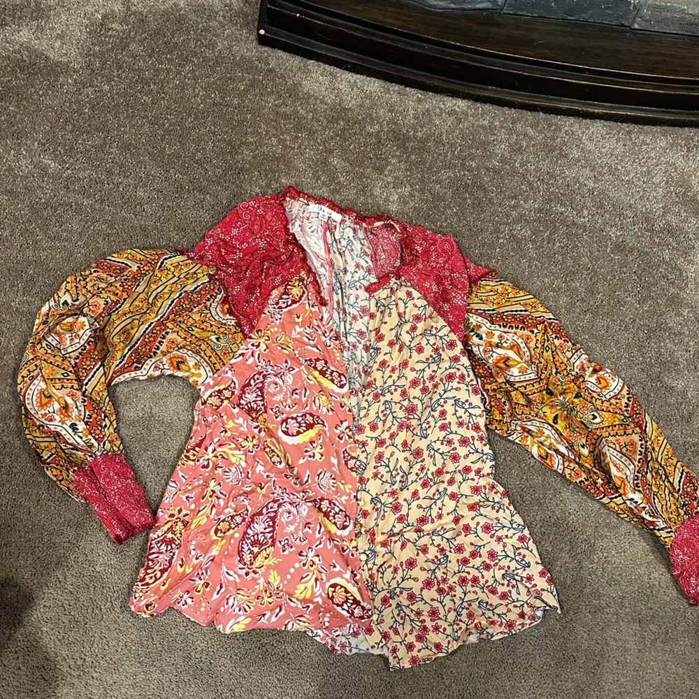Boho button up blouse size M